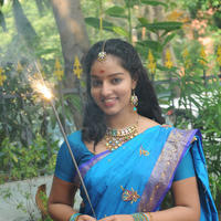 Vizha Movie Team Celebrates Diwali Stills | Picture 624462