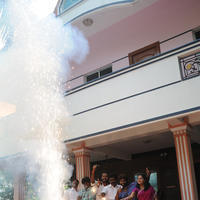 Vizha Movie Team Celebrates Diwali Stills | Picture 624515
