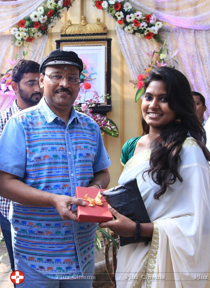 Kathai Thiraikathai Vasanam Iyakkam Movie Pooja Stills | Picture 629442