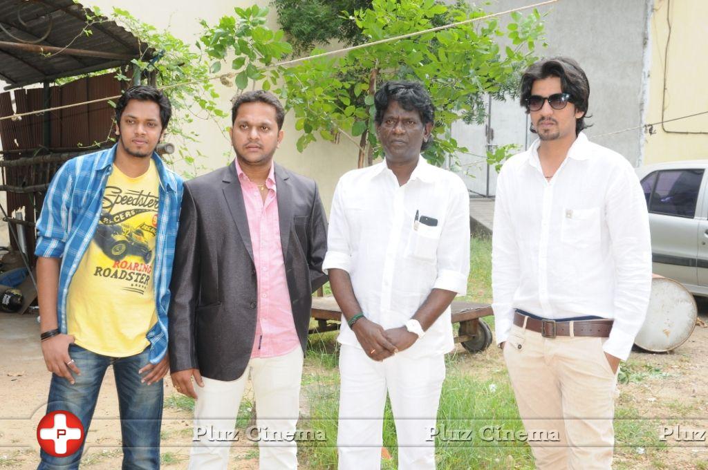 Naalu Perum Romba Nallavanga Movie Song Recording Pooja Stills | Picture 639953