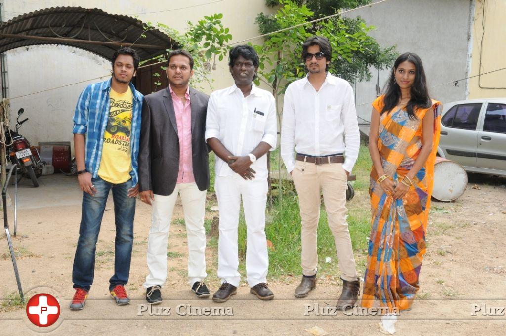 Naalu Perum Romba Nallavanga Movie Song Recording Pooja Stills | Picture 639954