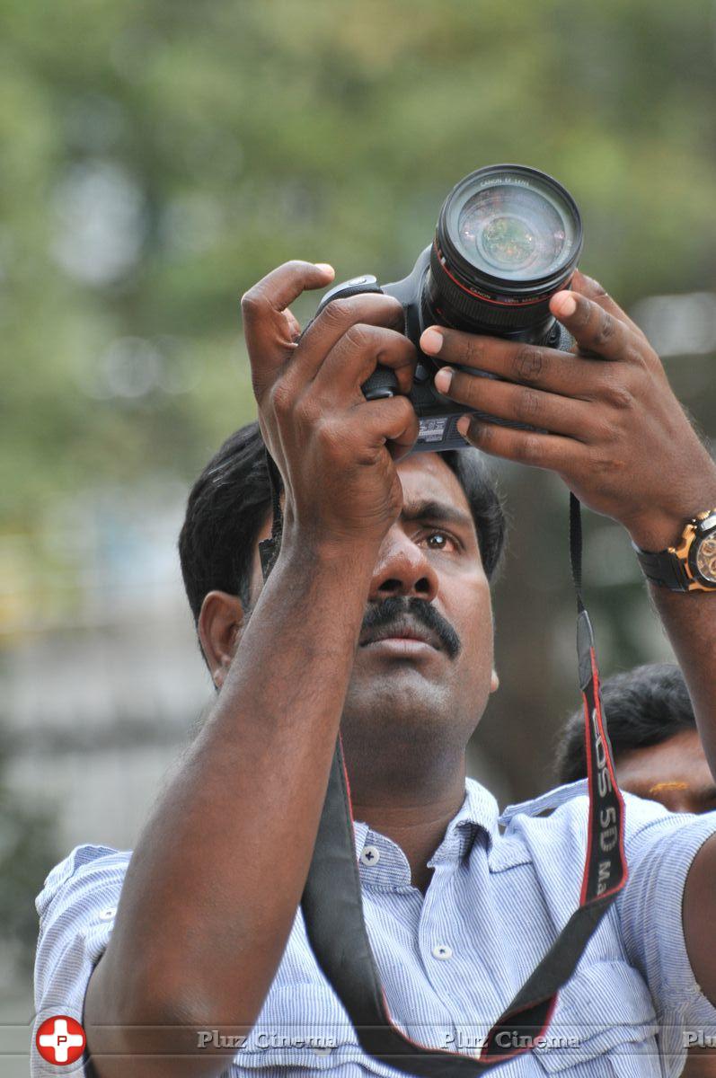 Vanakkam Chennai Movie New Working Stills | Picture 594597