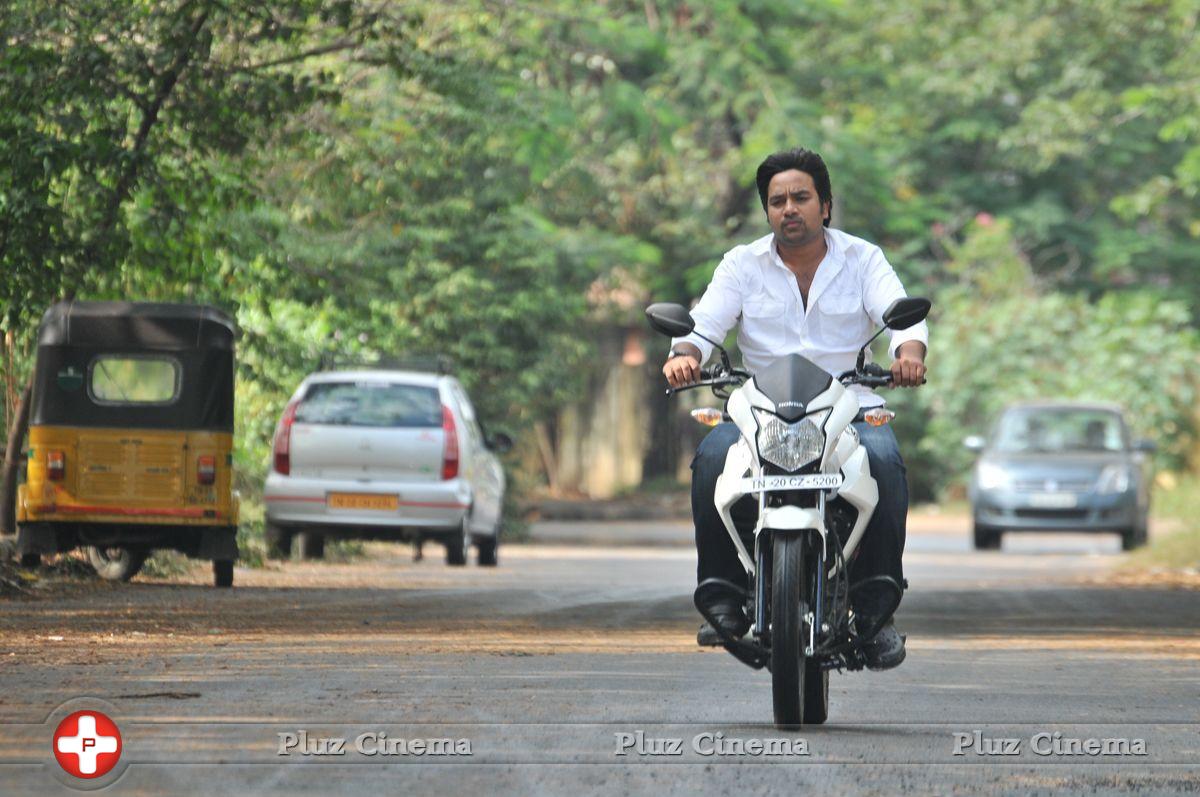 Mirchi Shiva - Vanakkam Chennai Movie Stills | Picture 595034