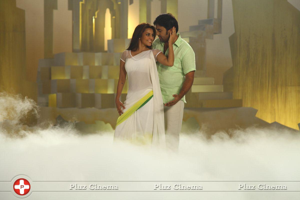 Vanakkam Chennai Movie Stills | Picture 595044