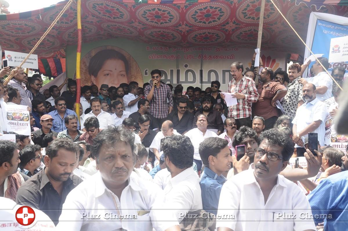 Tamil Directors Union and Producers Council Protest Outside Sri Lankan High Commission Stills | Picture 789136
