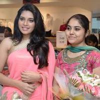 Ishara - Actress Ishara Inaugurates Max's Women's Day out Stills | Picture 791220