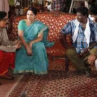 Aintham Thalaimurai Siddha Vaidhiya Sigamani Movie Working Stills