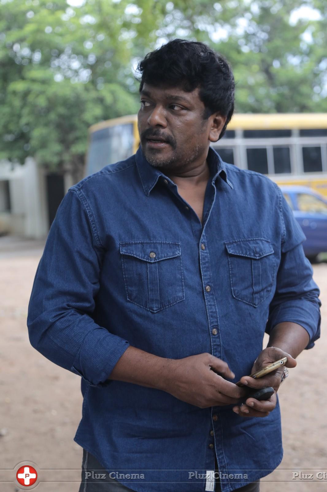 R. Parthiepan - Parthiban and Young Generation took a pledge against Piracy CDs Stills | Picture 795921