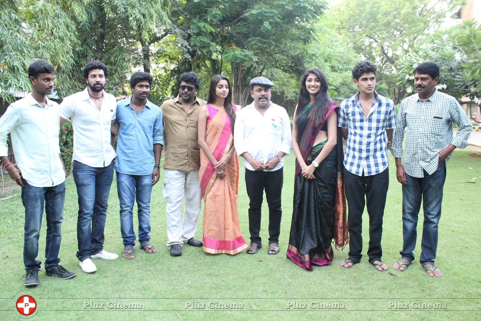 Kathai Thiraikathai Vasanam Iyakkam Movie Press Meet Photos | Picture 800827