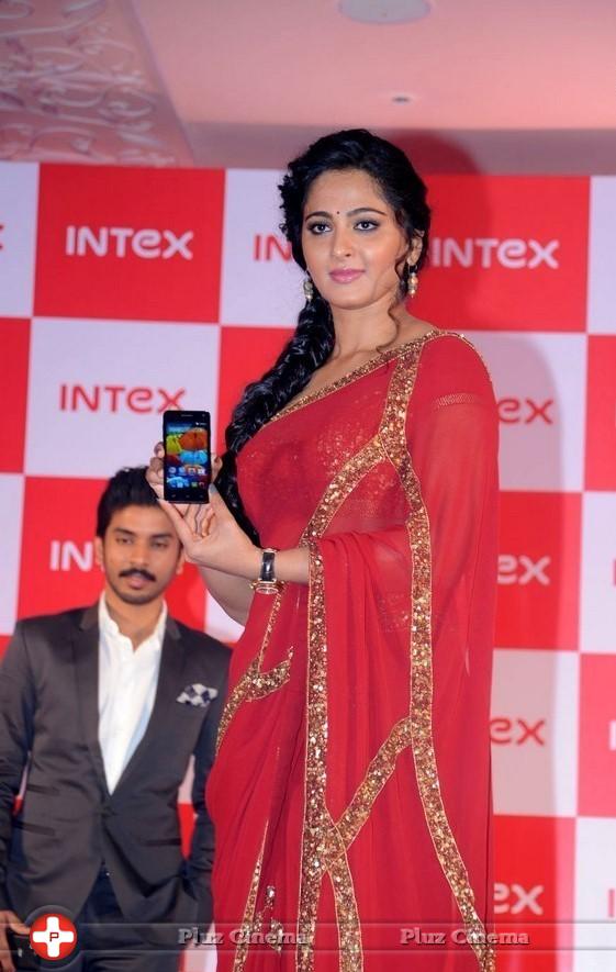 Anushka - Anushka Launches INTEX Aqua Smartphone Photos | Picture 801573