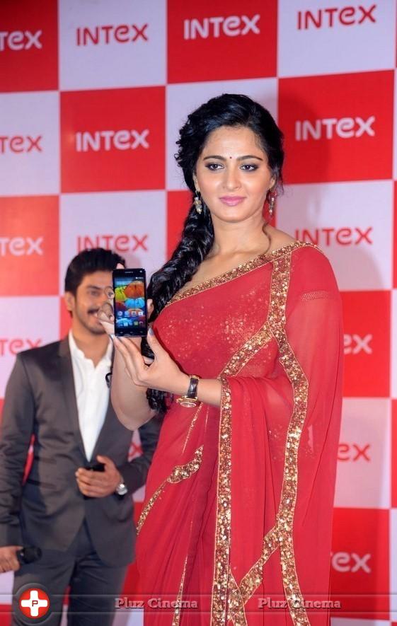 Anushka - Anushka Launches INTEX Aqua Smartphone Photos | Picture 801644