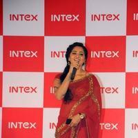 Anushka Shetty - Anushka Launches INTEX Aqua Smartphone Photos | Picture 801558