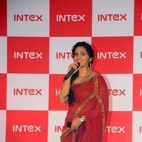 Anushka Shetty - Anushka Launches INTEX Aqua Smartphone Photos | Picture 801658