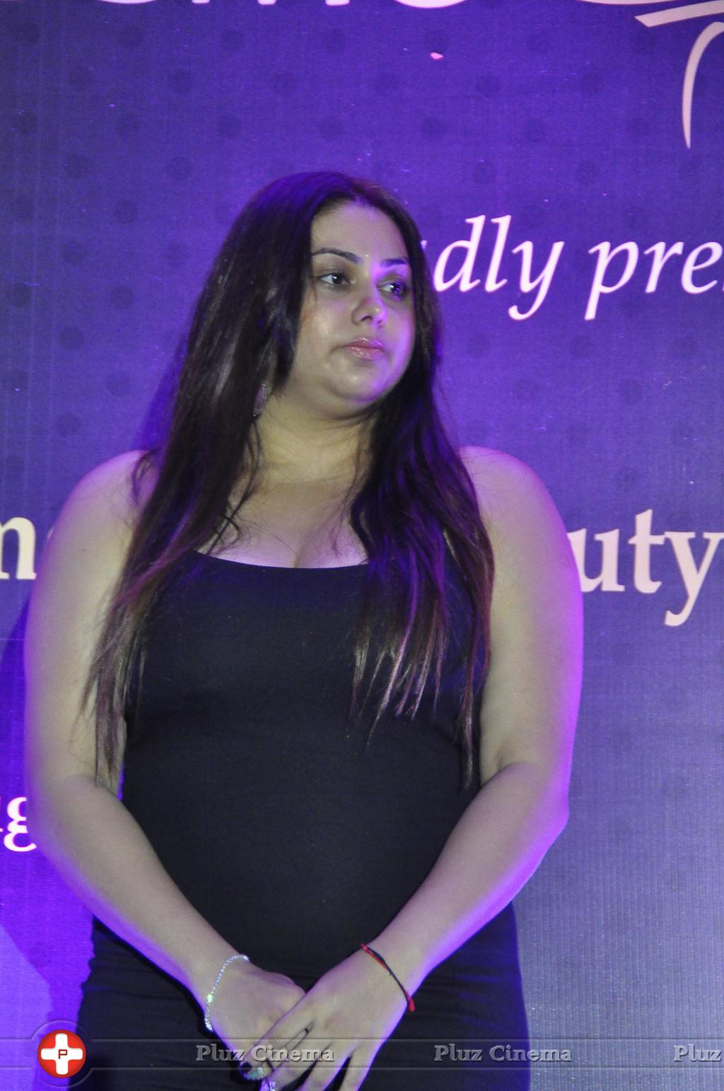 Namitha - Cosmoglitz Beauty Awards Photos | Picture 807302