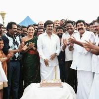 Super Star Rajini Celebrated 40th Anniversary On The Sets of Lingaa Photos | Picture 807495