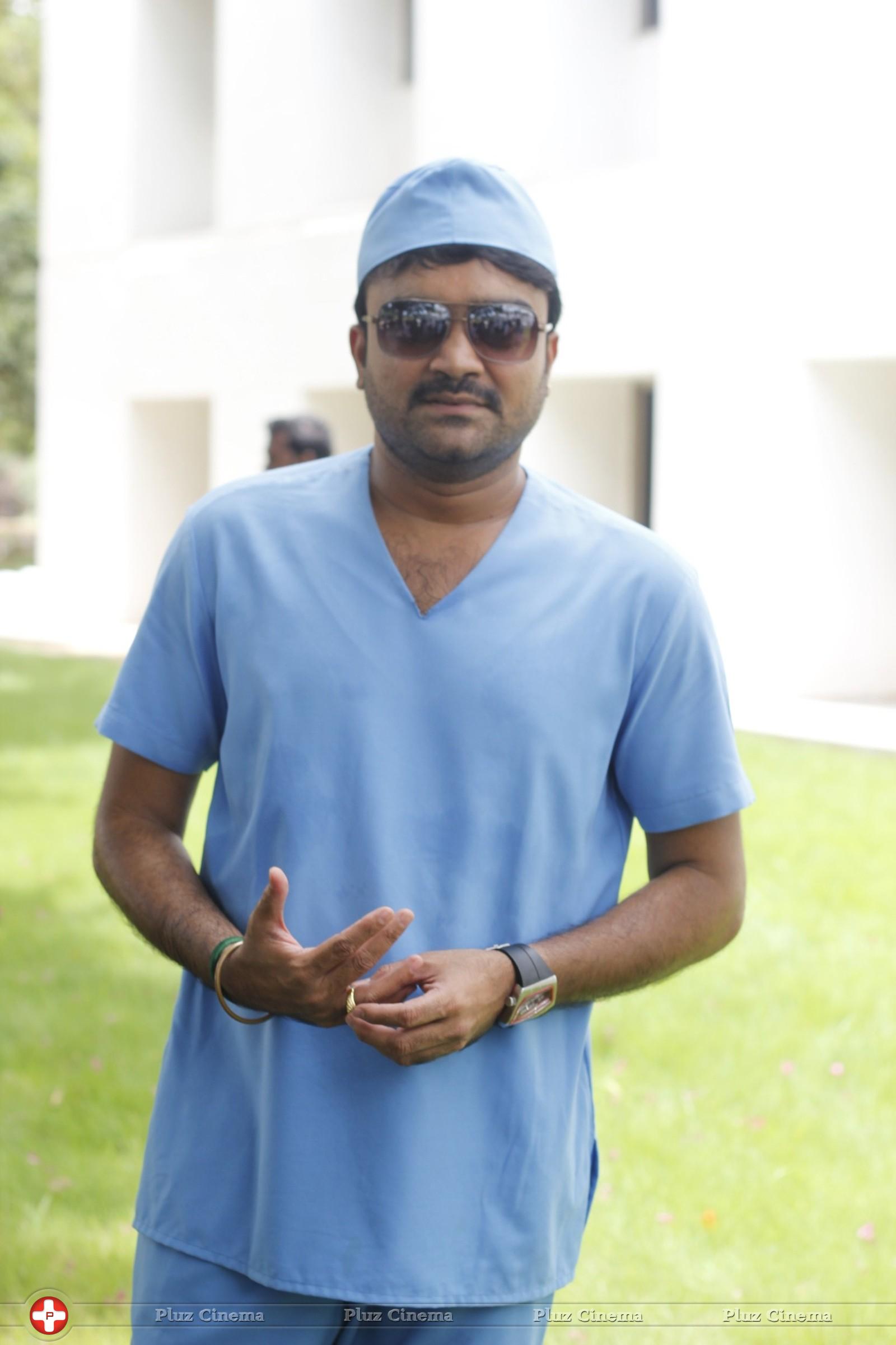 Udhaya (Actors) - Aavi Kumar Movie Working Stills | Picture 808234