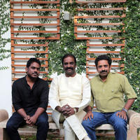 Kavignar Vairamuthu & Yuvan Joins for Seenu Ramasamy's Idam Porul Eval Movie Photos | Picture 707691