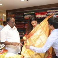 Raai Laxmi - Lakshmi Rai Inaugurates Shree Niketan Showroom Photos | Picture 694218