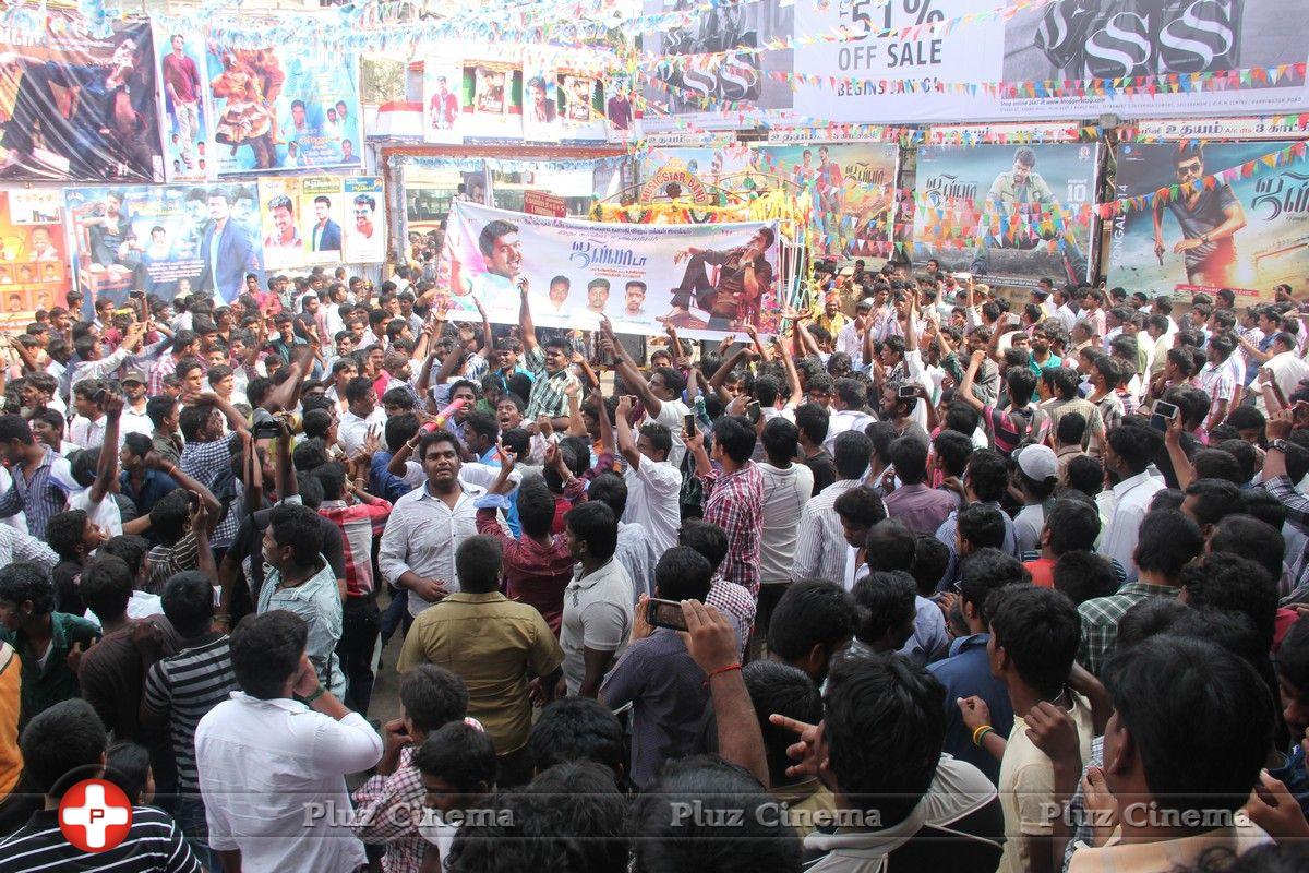 Vijay Fans Celebrating Jilla Movie first day Photos | Picture 695392