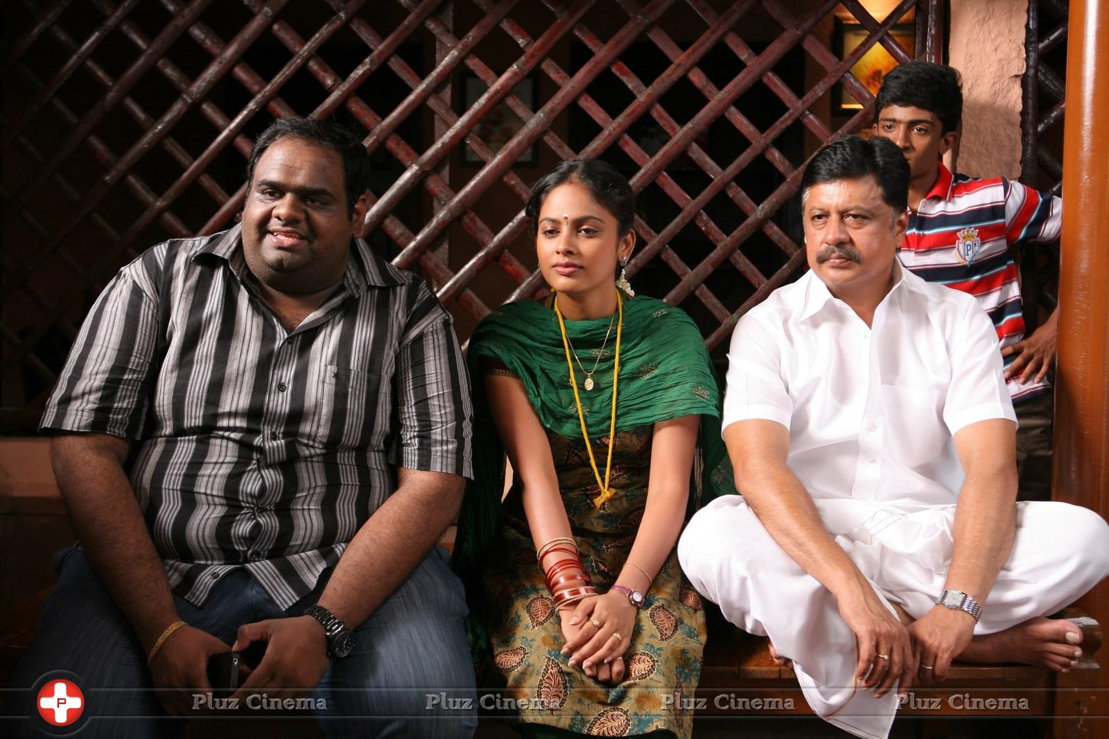Nalanum Nandhiniyum Movie Working Stills | Picture 774653