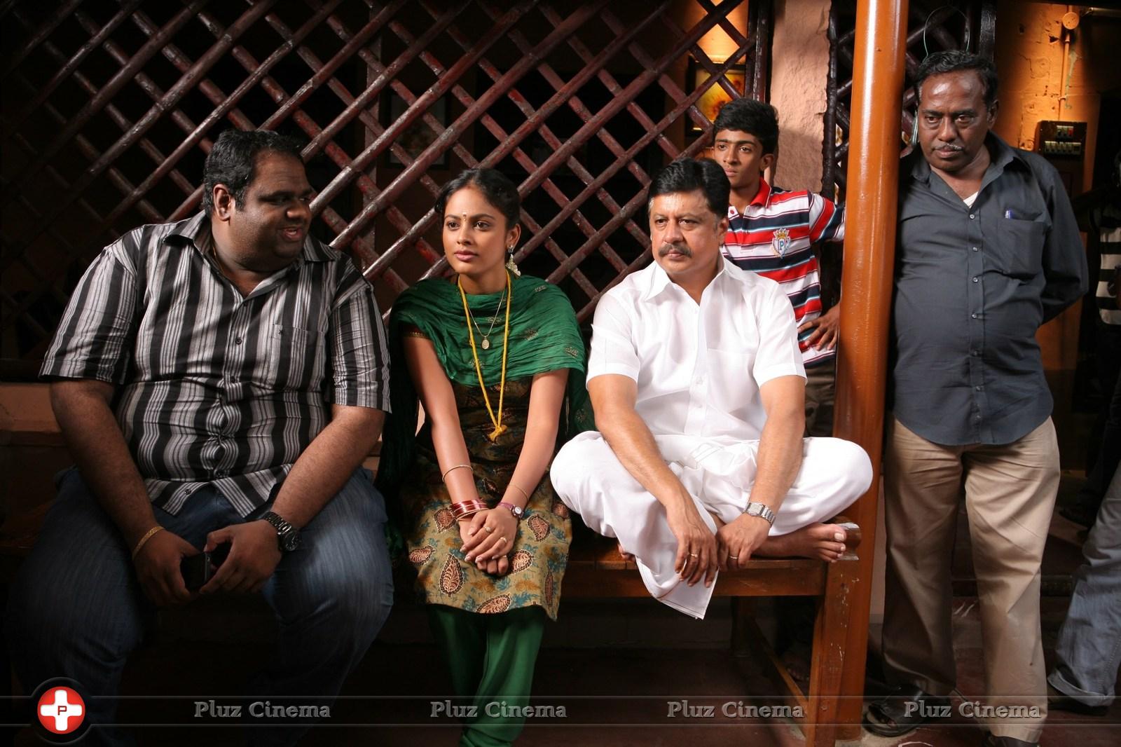 Nalanum Nandhiniyum Movie Working Stills | Picture 774654