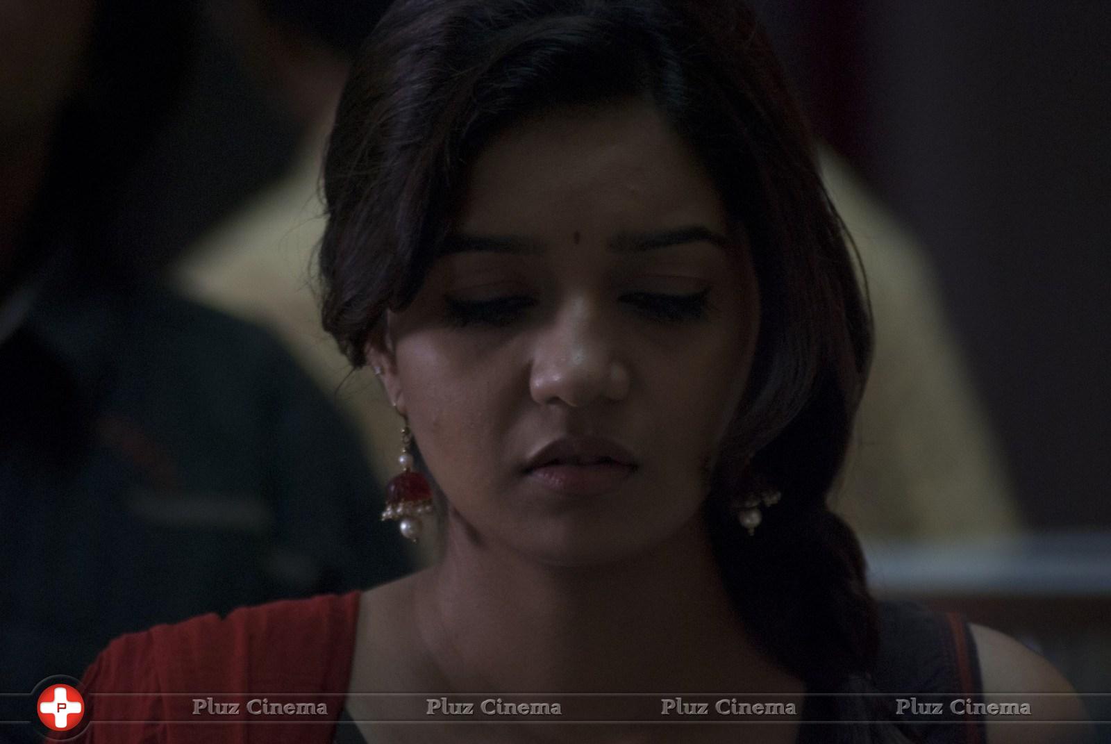 Swathi (Actress) - Love Pannunga Life Nallairukkum Movie Stills | Picture 775409