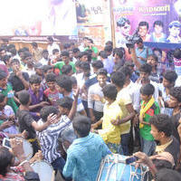 Fans Celebrates Velaiyilla Pattathari Release Photos | Picture 779918