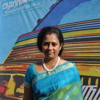 Lakshmi Ramakrishnan - Nerungi Vaa Muthamidaathe Movie Team Interview Stills | Picture 782736