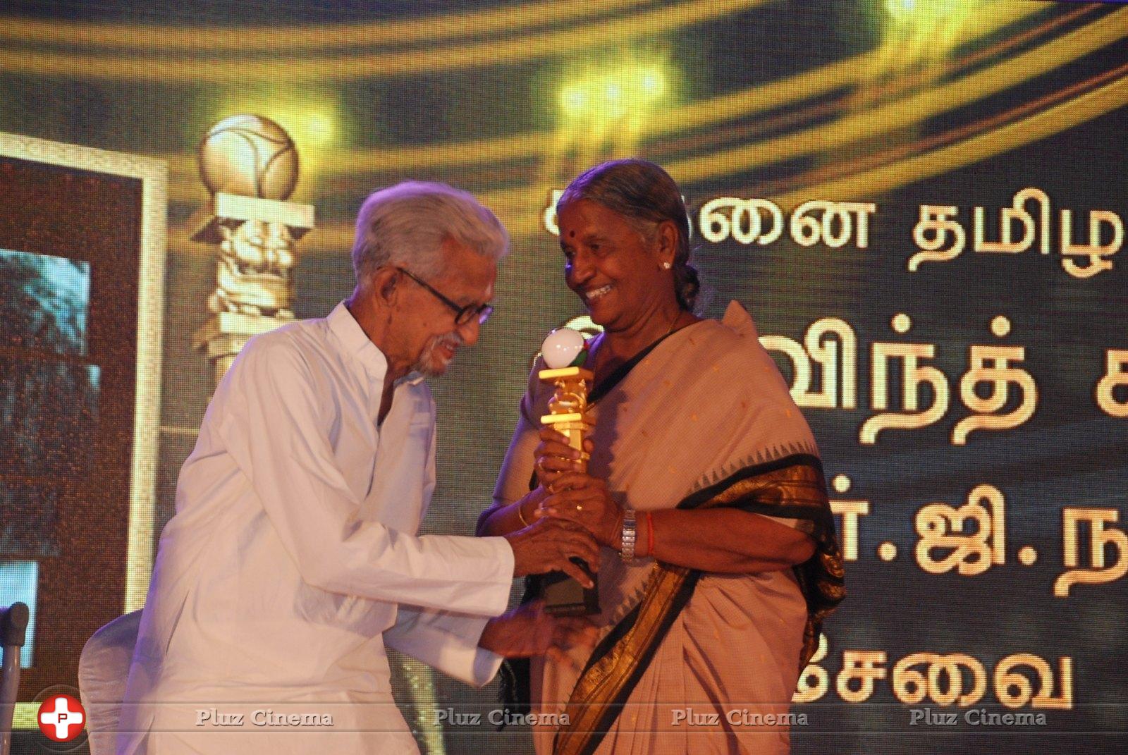 Puthiyathalaimurai Tamilan Awards 2014 Photos | Picture 783992