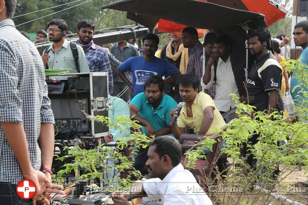 Kaththi Movie Working Photos | Picture 826193