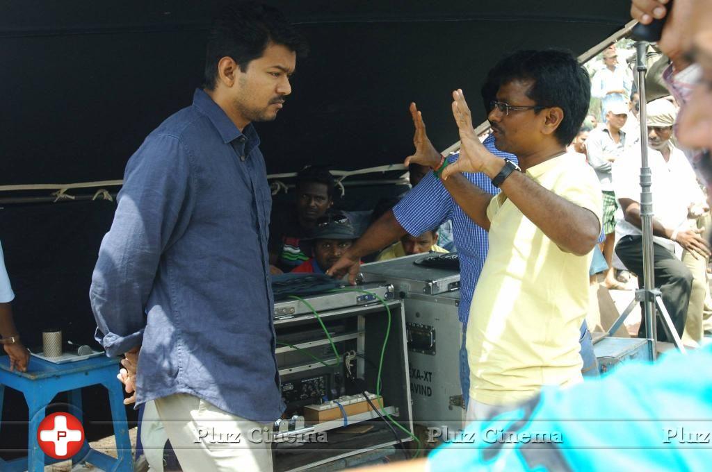 Kaththi Movie Working Photos | Picture 826195