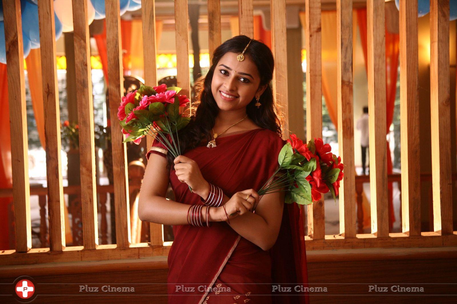 Sri Divya - Vellakkara Durai Movie Stills | Picture 833625