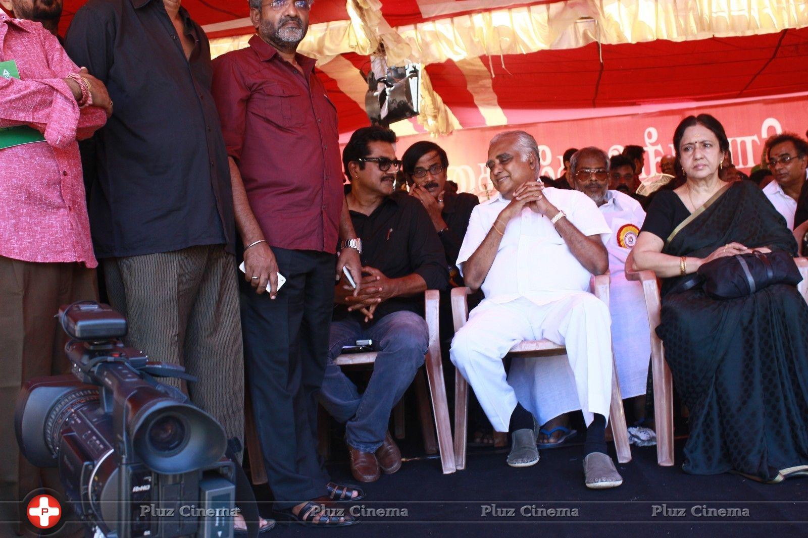 Tamil Film Industry Hunger Strike Against Jayalalitha Judgment Photos | Picture 837660