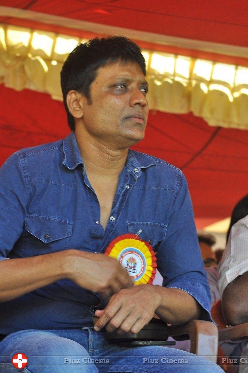 S. J. Surya - Tamil Film Industry Hunger Strike Against Jayalalitha Judgment Photos | Picture 837498