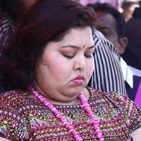 Aarthi - Tamil Film Industry Hunger Strike Against Jayalalitha Judgment Photos | Picture 837645