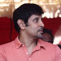 Vikram - Tamil Film Industry Hunger Strike Against Jayalalitha Judgment Photos | Picture 837768