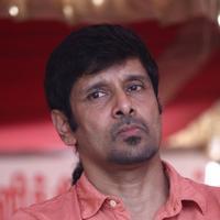Vikram - Tamil Film Industry Hunger Strike Against Jayalalitha Judgment Photos