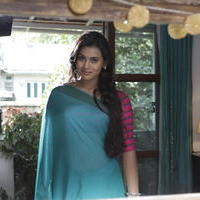 Thulasi Nair - Yaan Movie New Stills