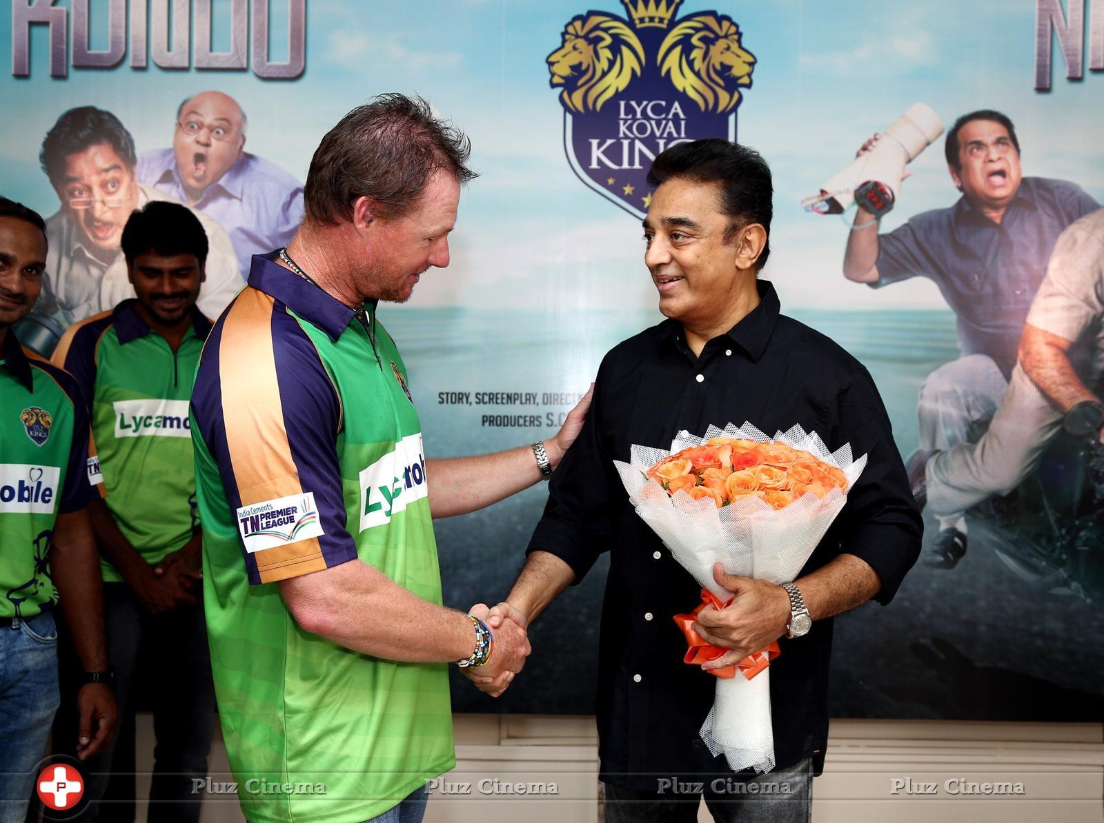 Lyca Kovai Kings Team Met Chevalier Kamal Haasan Stills | Picture 1399979