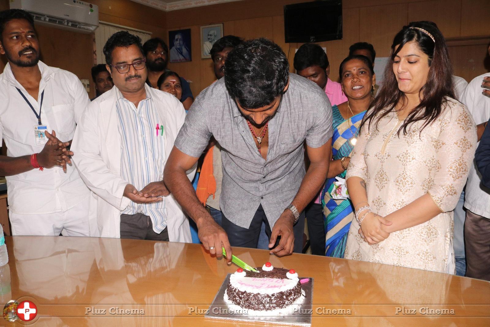 Vishal Birthday Celebration Stills | Picture 1402880