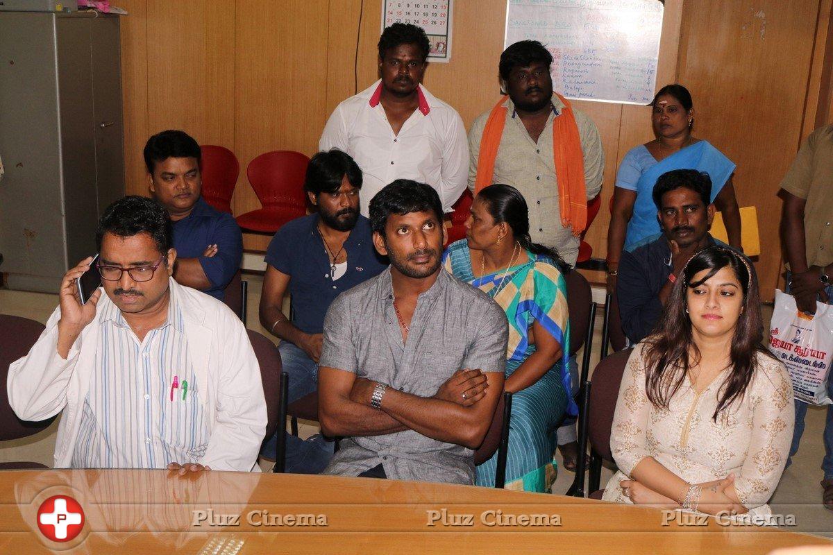 Vishal Birthday Celebration Photos | Picture 1403385