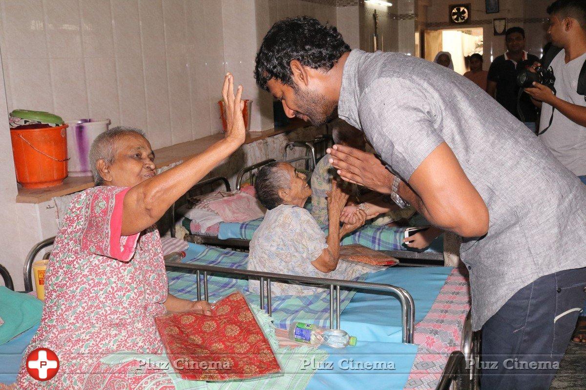 Vishal Birthday Celebration Photos | Picture 1403396