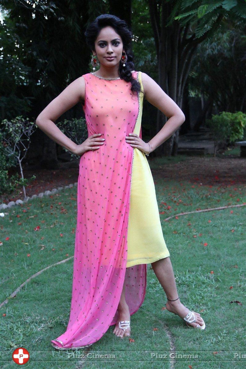 Nandita Swetha - Ulkuthu Movie Audio Launch Stills | Picture 1407349