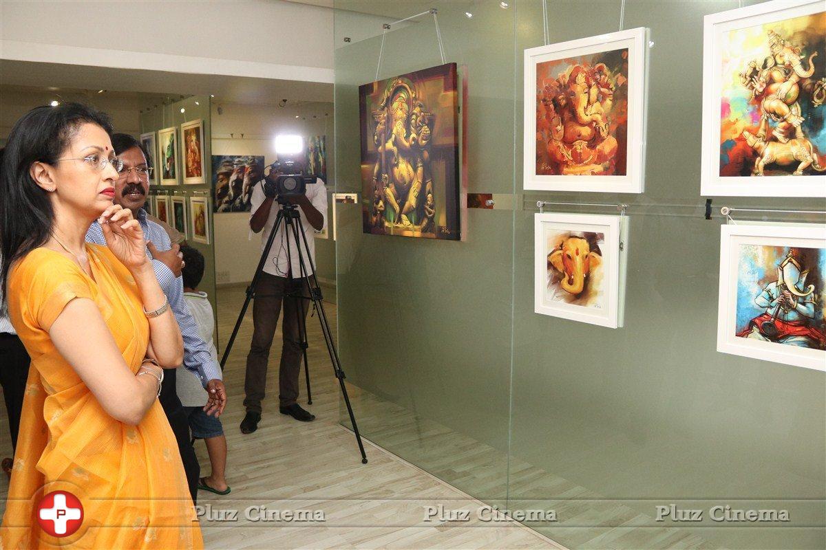 Gautami Visits Ganesh 365 Art Exhibition Stills | Picture 1409423