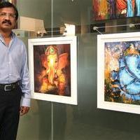 Gautami Visits Ganesh 365 Art Exhibition Stills | Picture 1409427