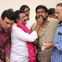 Kadavul Irukan Kumaru Movie Teaser Launch Stills | Picture 1417382
