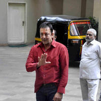 Sanjay Dutt reaches home after getting parole for 14 days photos | Picture 592794