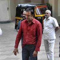 Sanjay Dutt reaches home after getting parole for 14 days photos | Picture 592798