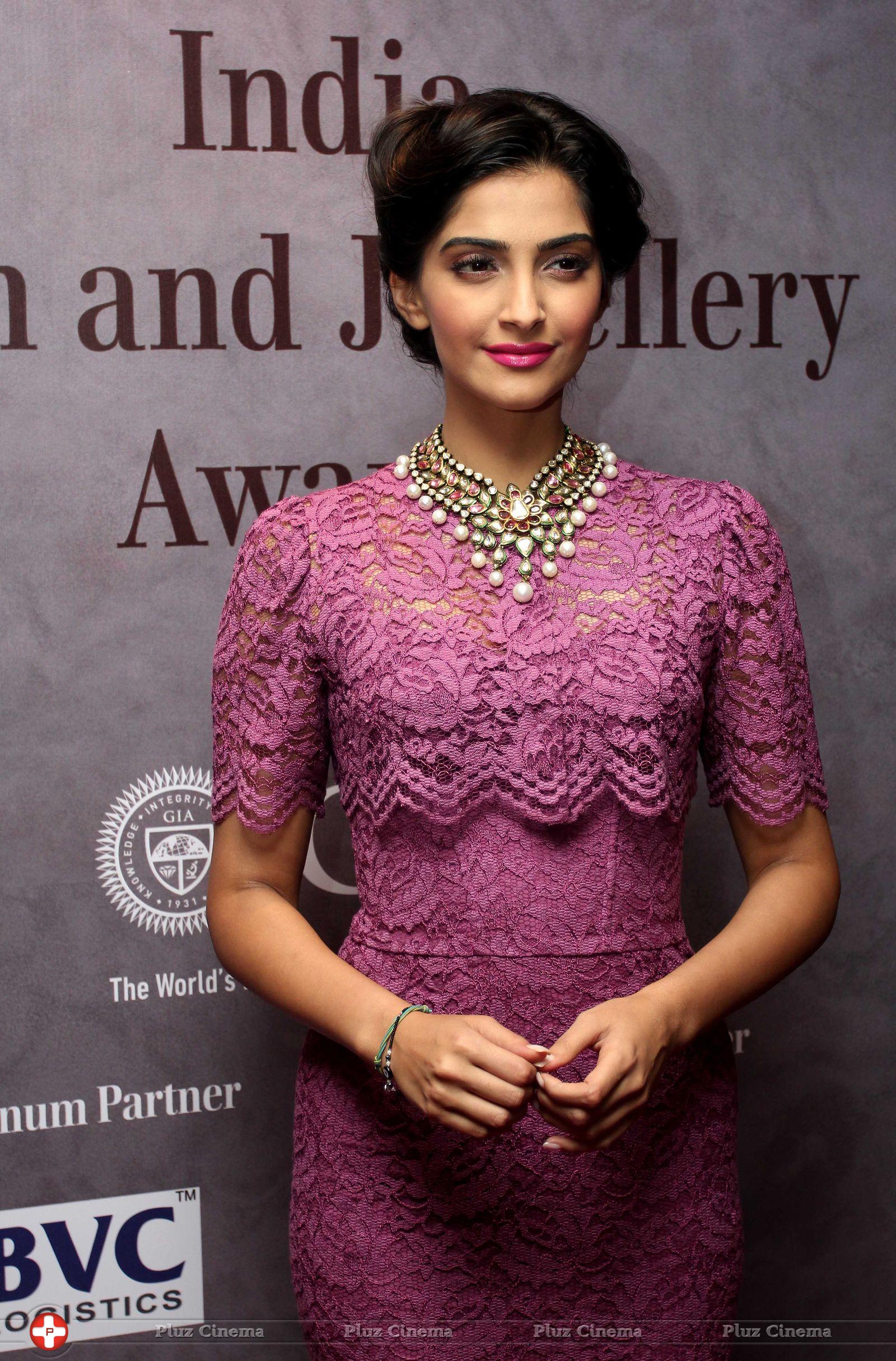 Sonam Kapoor Ahuja - 40th India Gem and Jewellery Awards Photos | Picture 598641