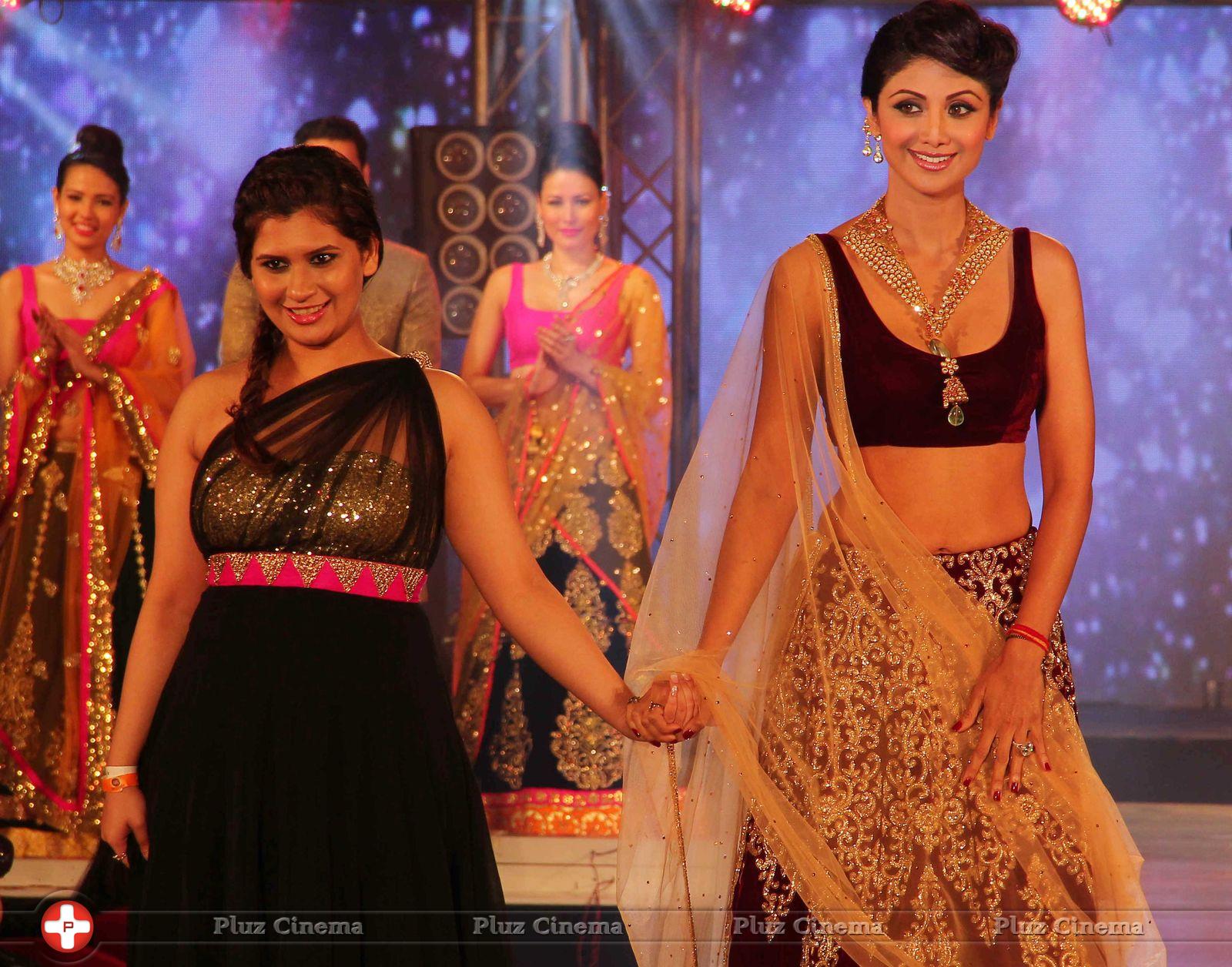 Shilpa Shetty - Bullion and Jewellery awards 2013 Photos | Picture 598770